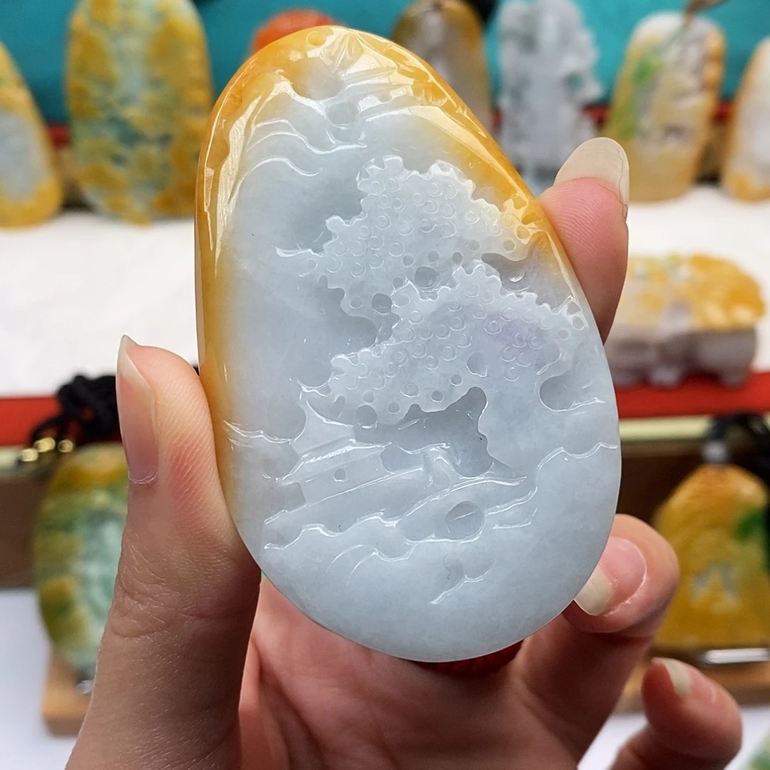 翡翠未镶嵌颈饰翡翠