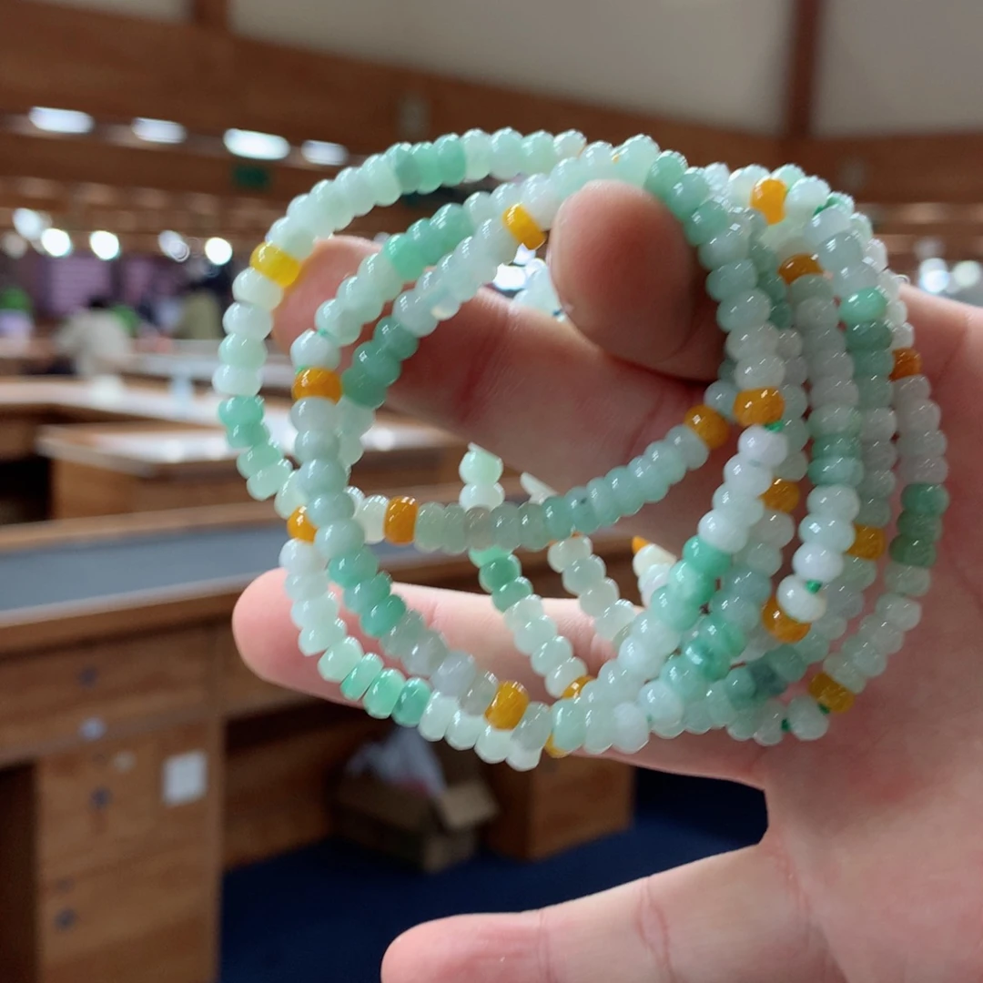 未镶嵌手链翡翠多样性发一