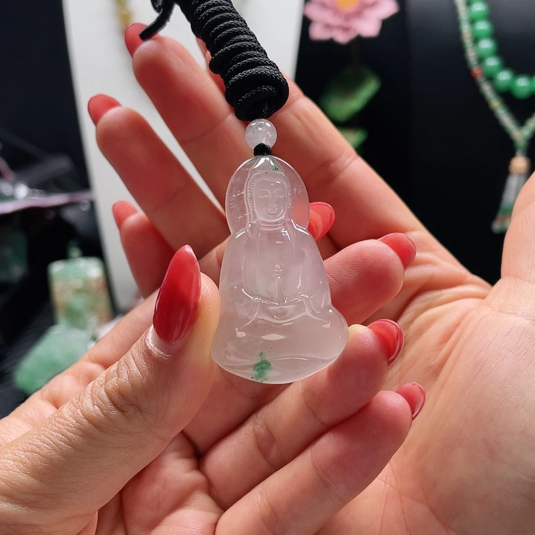 石英质玉（非洲翠）未镶嵌吊坠