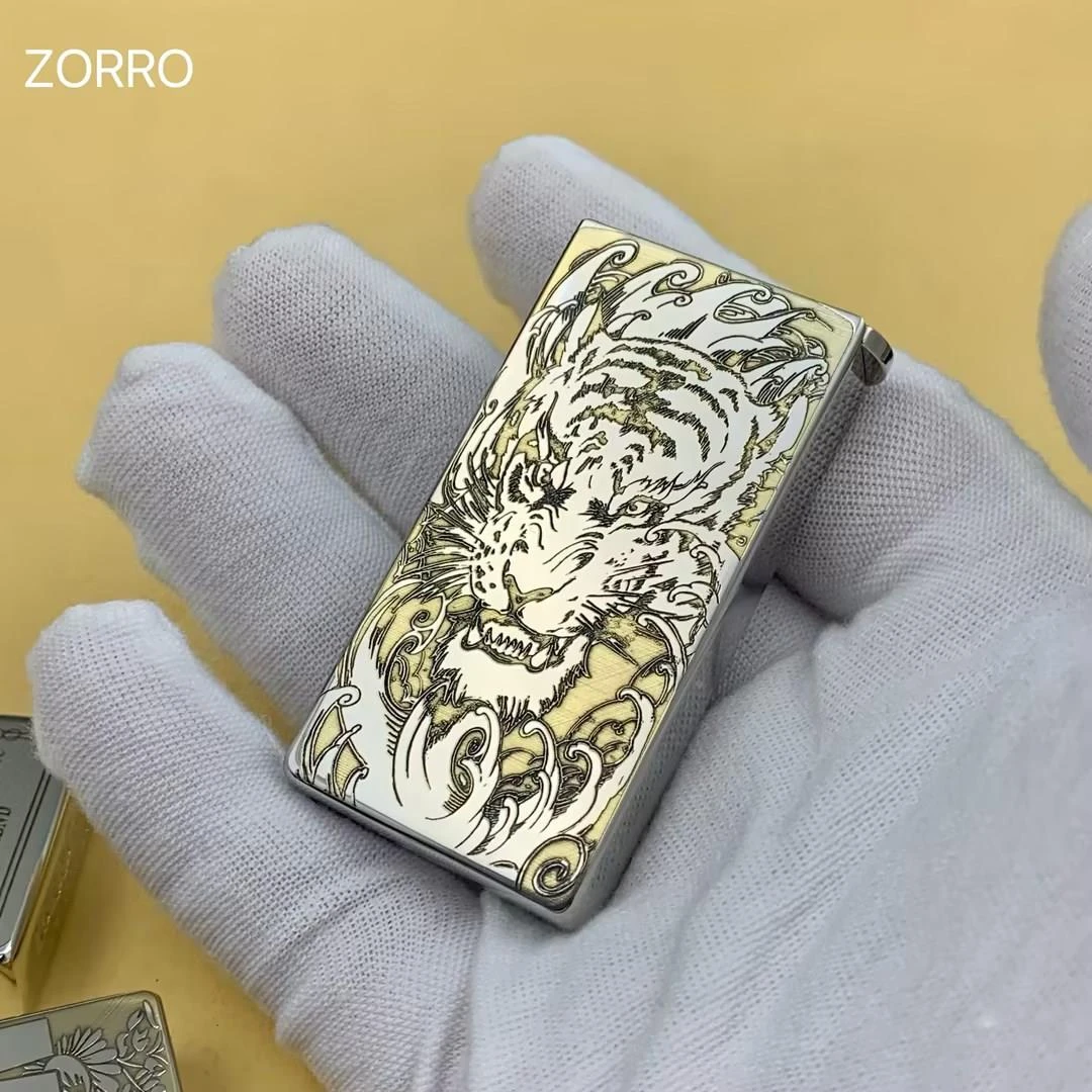 德国WEITELANGZORRO佐罗729亮铬升降煤油打火机精雕骆驼黄铜电镀