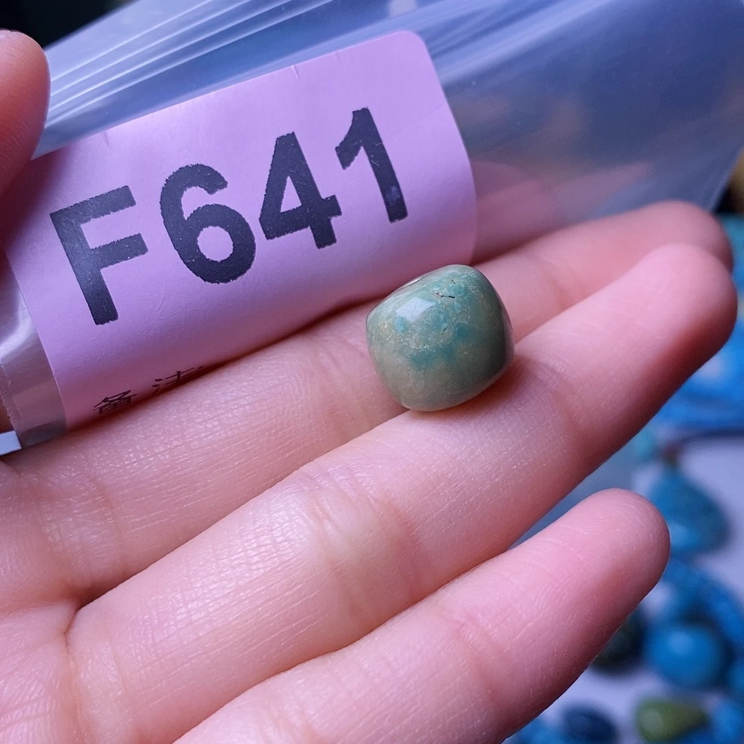 十堰原生态绿石头特色手工配饰