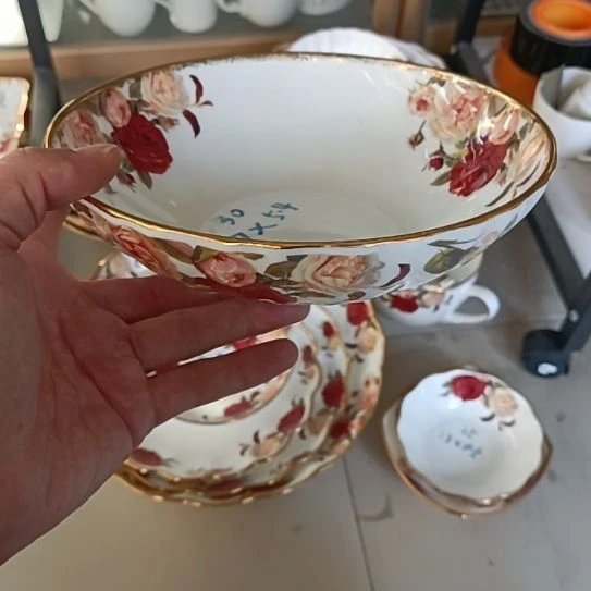 新疆西藏包邮6只装金秋拍金口径18.7厘米高5.4厘米多功能碗