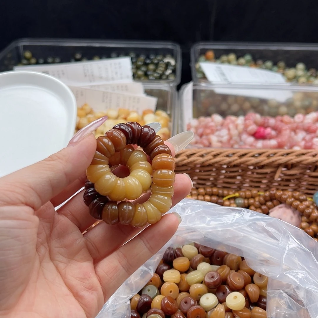 白玉菩提吊坠wq12mm/30+3颗风化夹心大肠