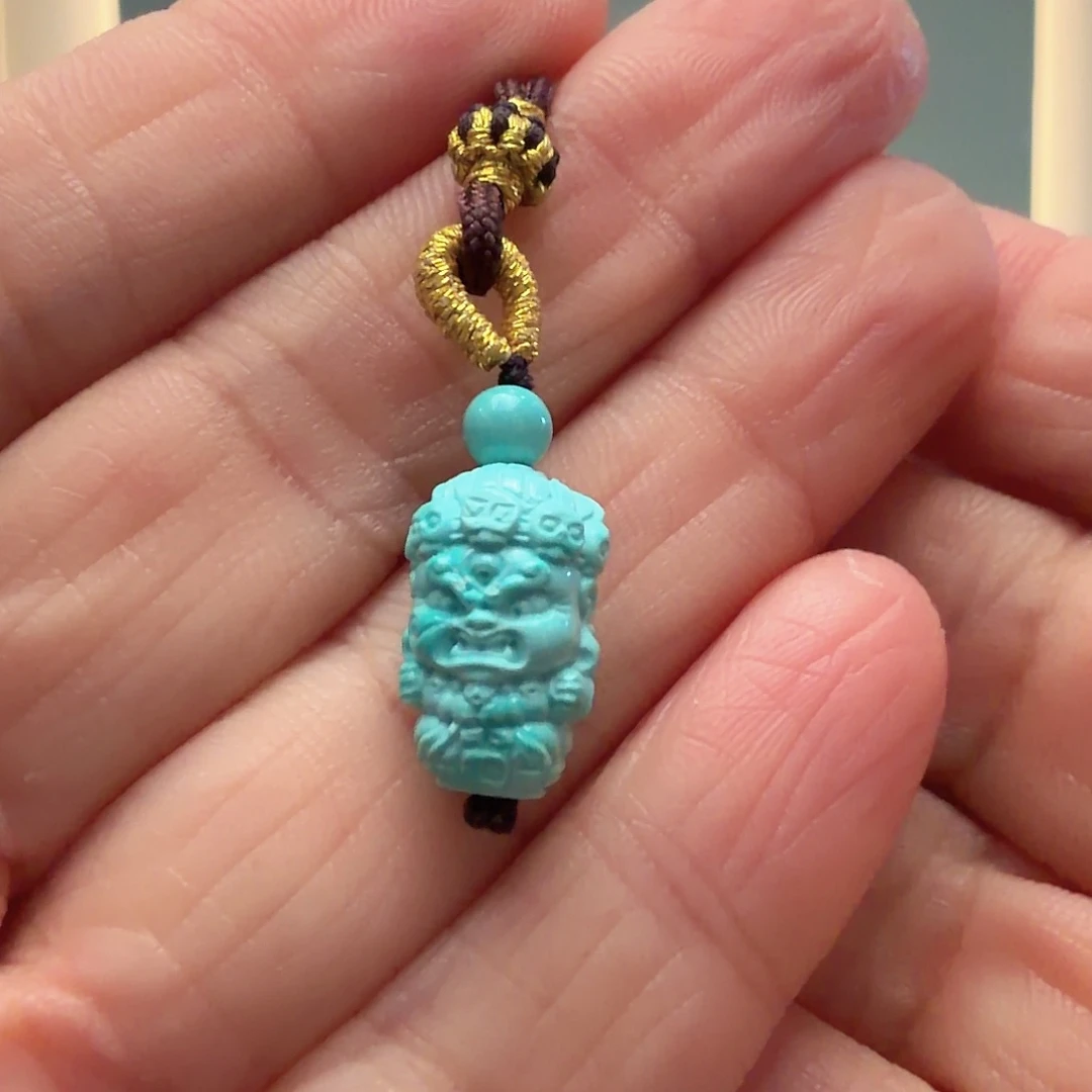 绿松石未镶嵌颈饰