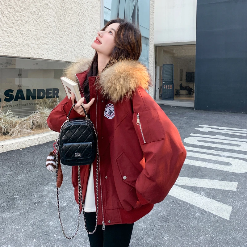 真毛领圣诞红连帽派克服女冬季2025年新款时尚超火保暖工装羽绒服