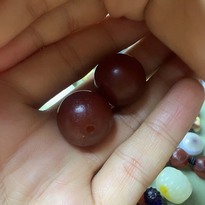 圣***博合金颈饰玛瑙/玉髓