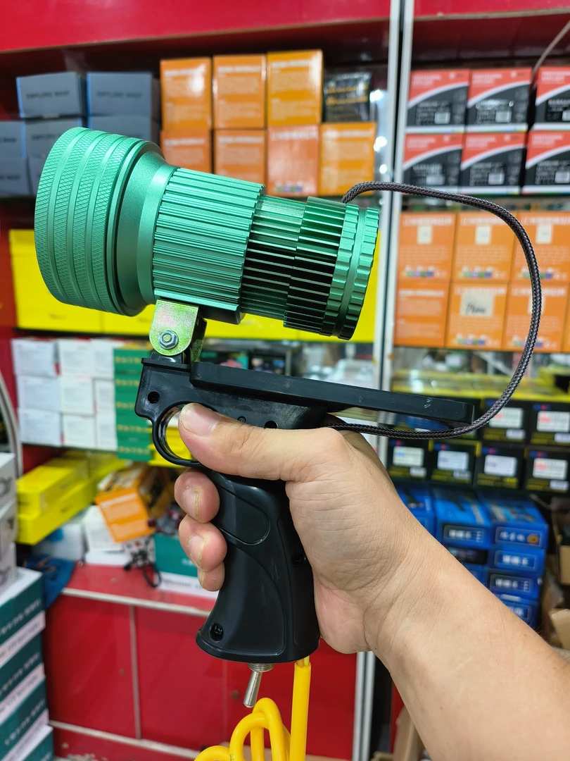 订制款抢把式大功率激光炮