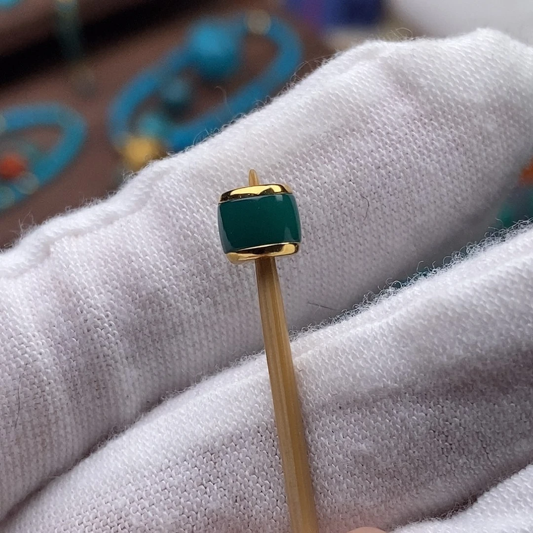 绿松石18K金镶嵌绿松石配饰