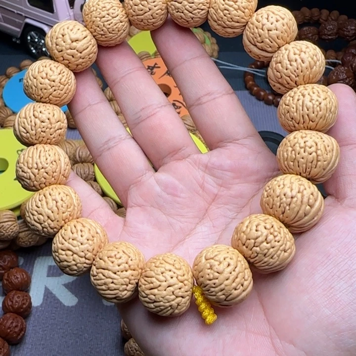 阳***贝手串桃核白月光桃核手持23