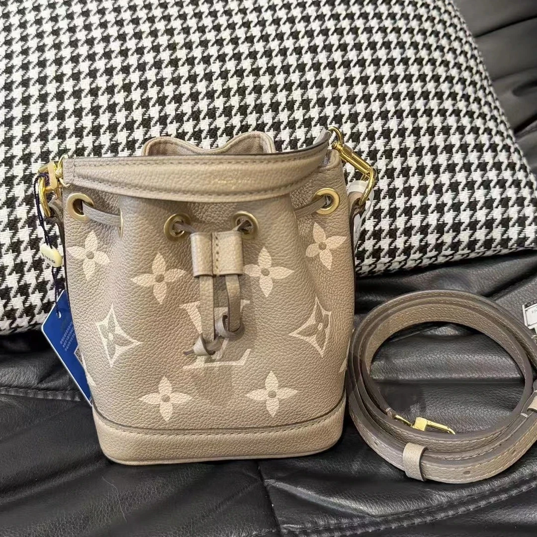99新 LouisVuitton/路易威登 奢品阁/LV/水桶nano灰色