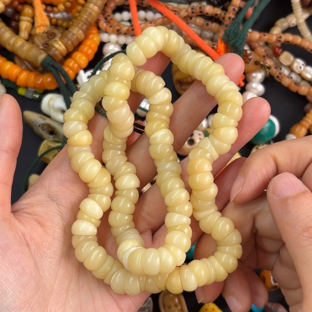 只买单纯的吊坠，没带链子，属的性质。无