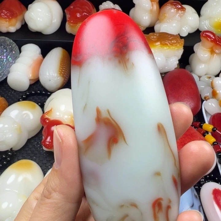 新疆戈壁五彩石金丝
