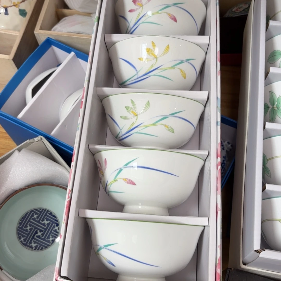 瓷片心*缘香兰社米饭碗一套