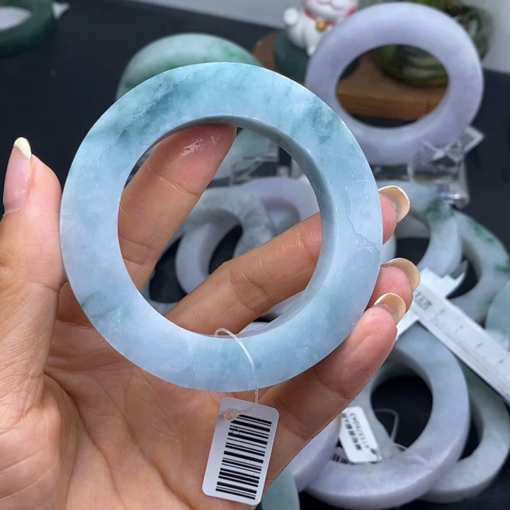 身***儿定制翡翠翡翠手镯未镶嵌