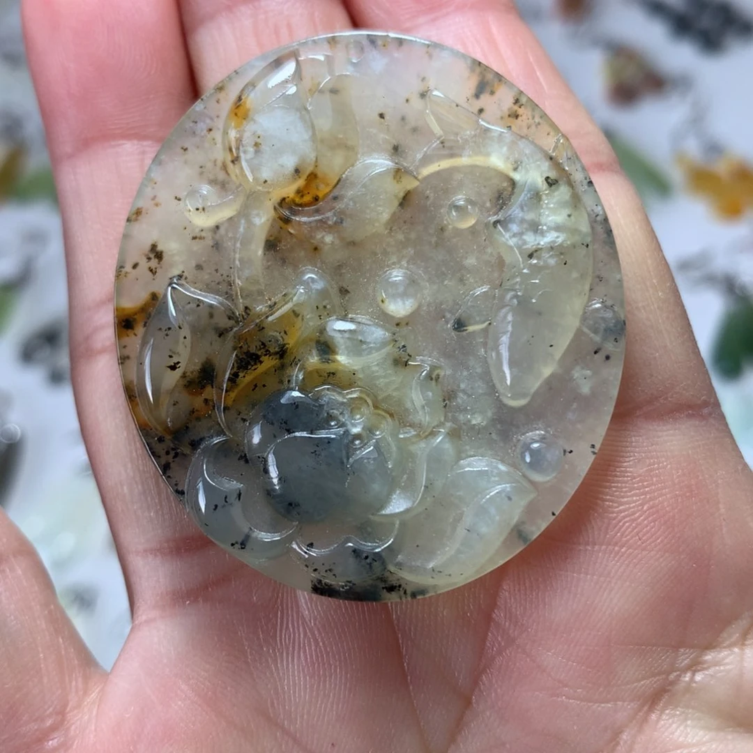 蛇纹石玉耳环未镶嵌