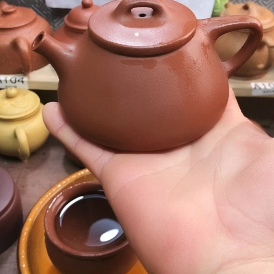 茶壶紫砂小红泥趣飘190豪升左右