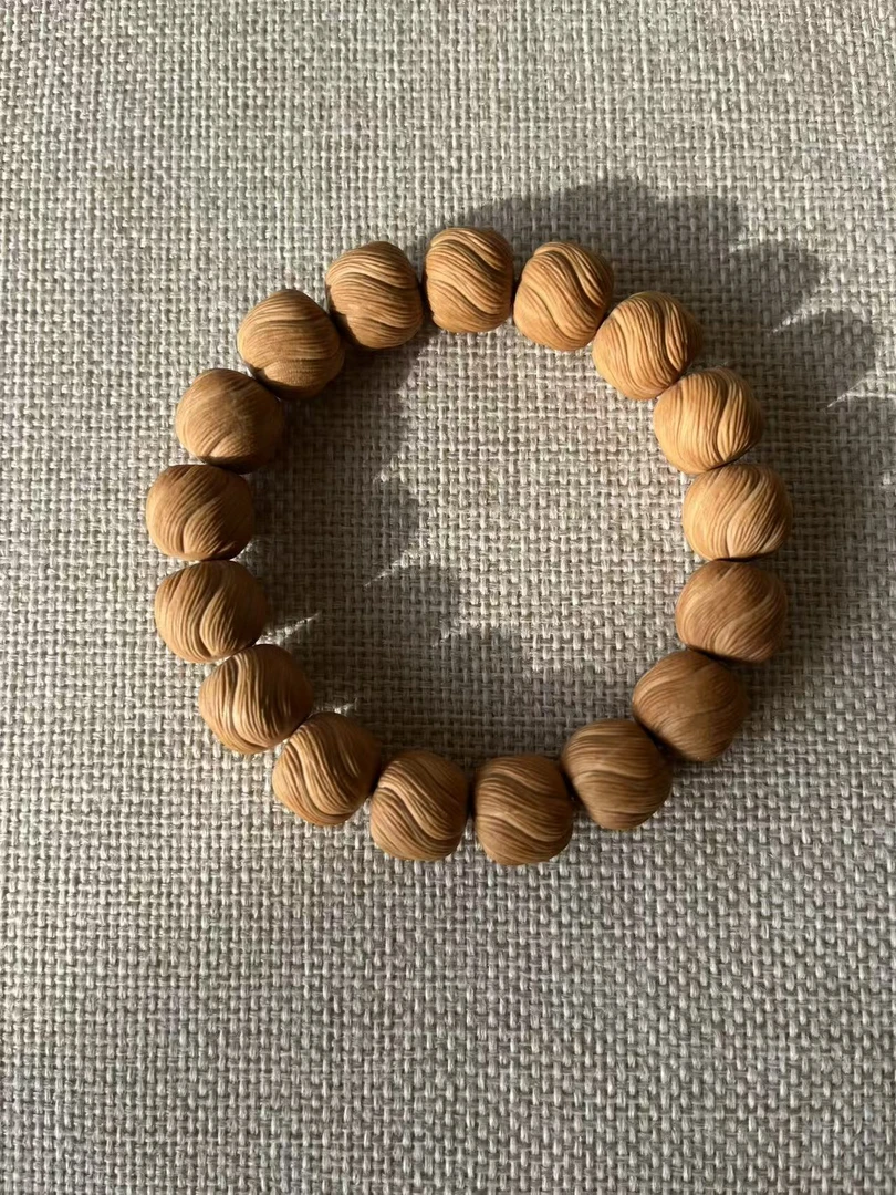 《花卷》猴头核桃麻花雕刻手串   全品无暇