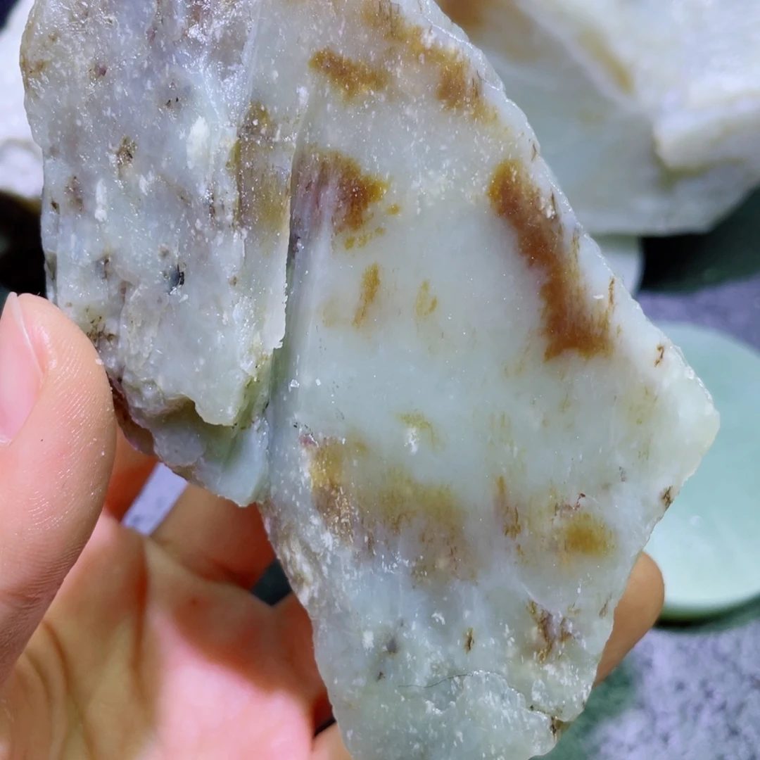 和田玉未镶嵌珠宝半成品
