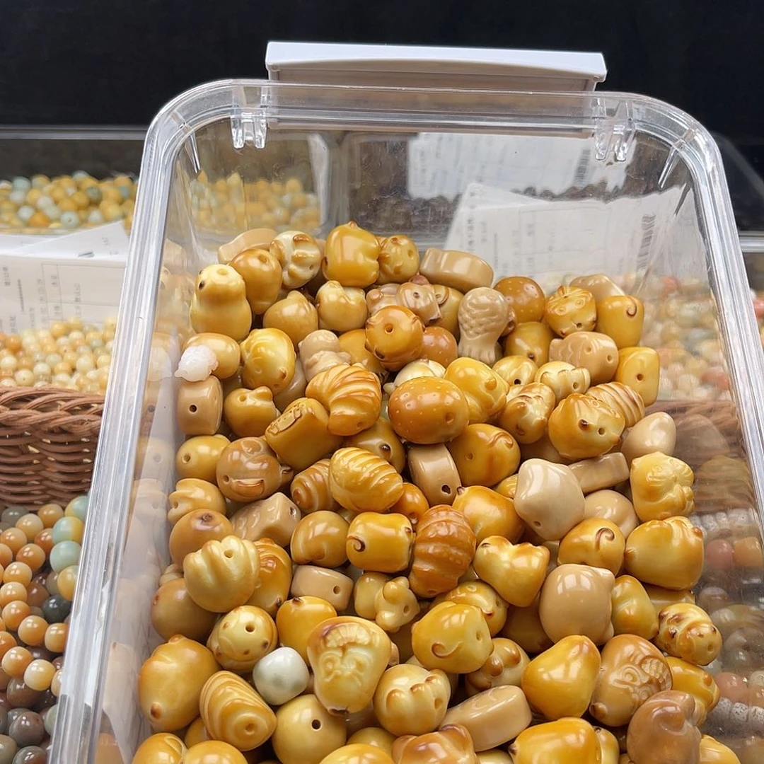 白玉菩提吊坠B/20mm/5颗瑕疵随机