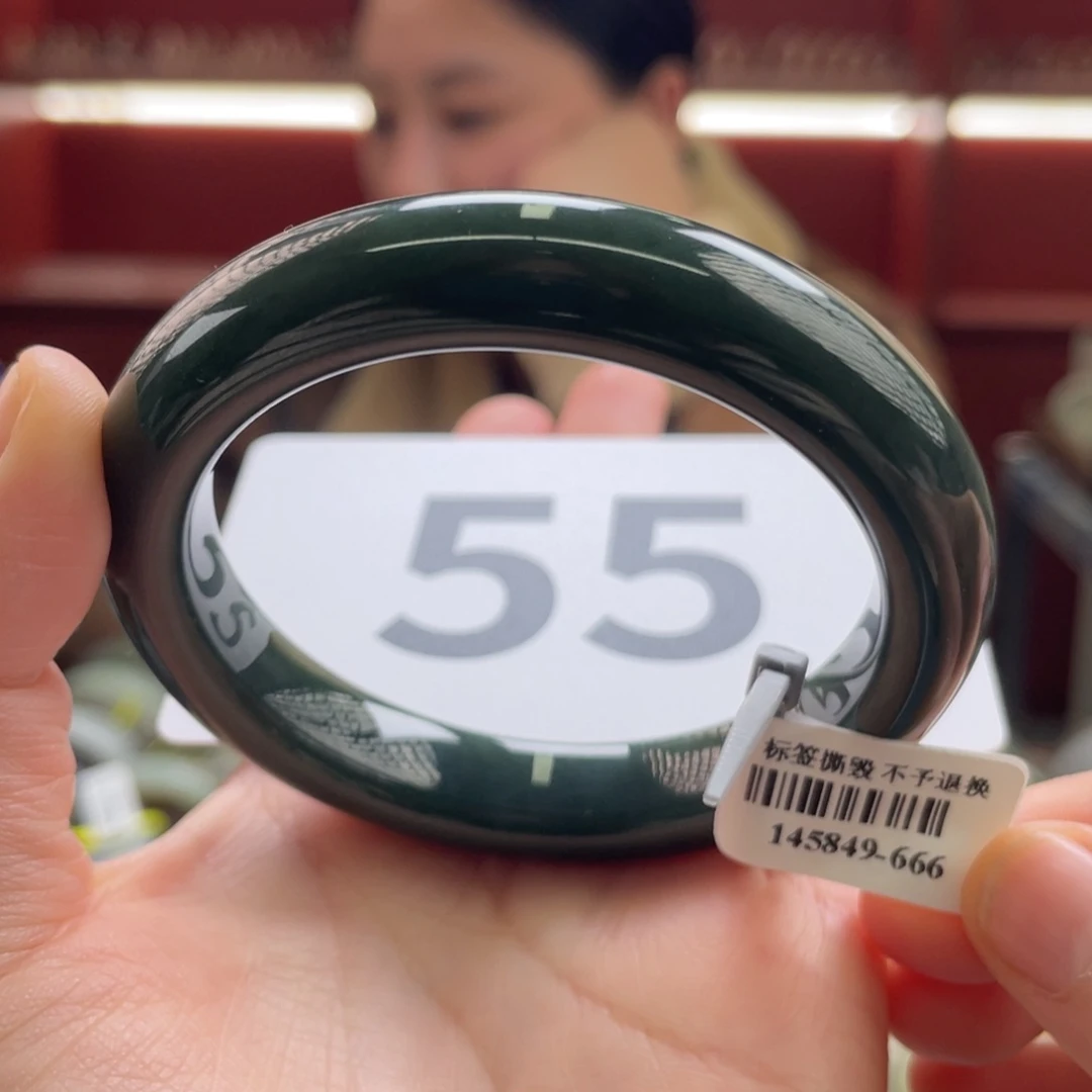 未镶嵌手镯和田玉 上新镯