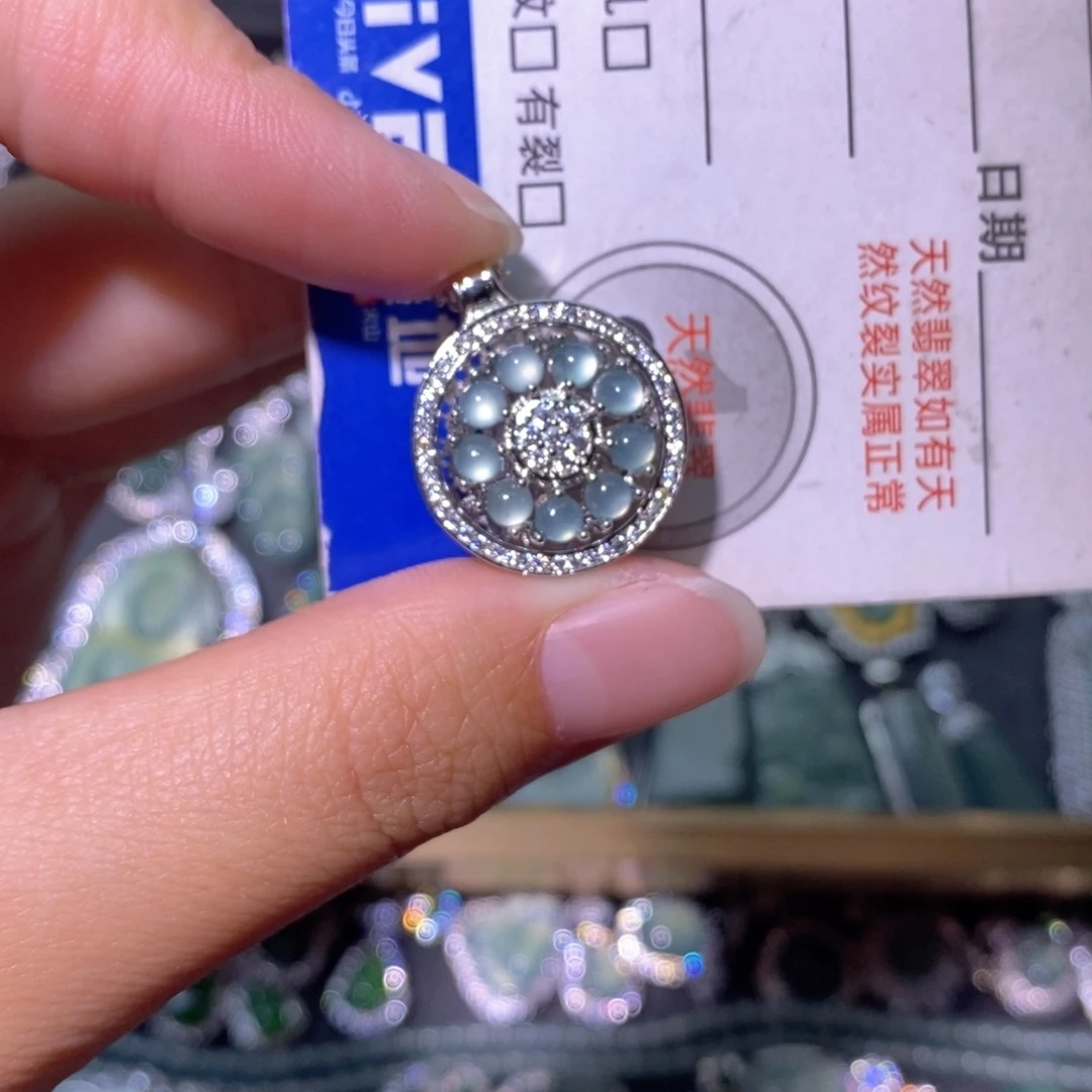 翡翠未镶嵌颈饰天然