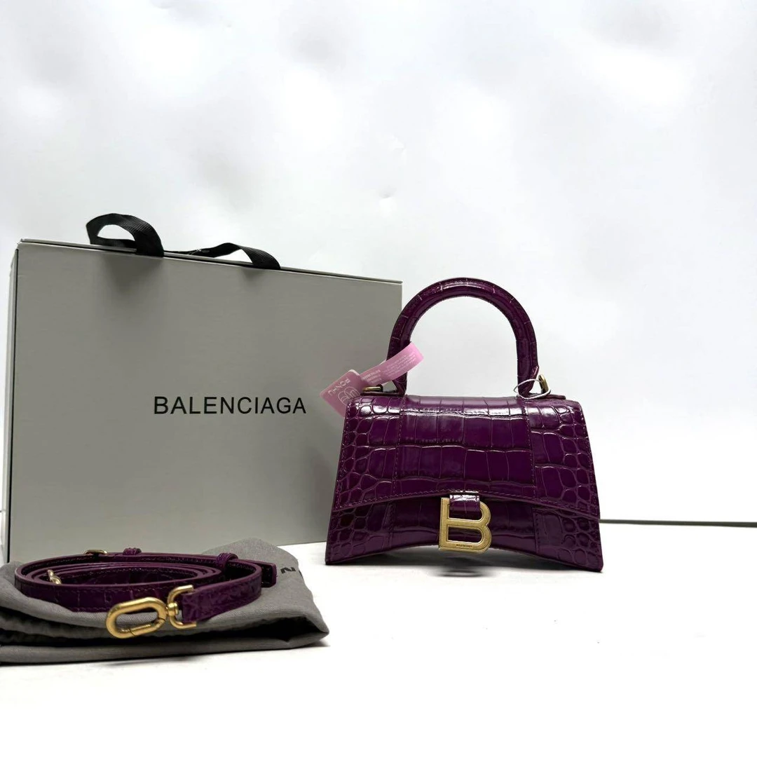 胖虎佳佳/巴黎世家/95新/公价0/箱包/两用包/31B2505210208