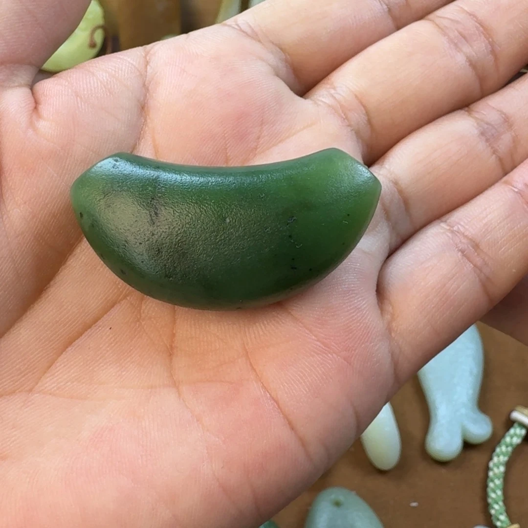 不***懂和田玉（糖玉）未镶嵌颈饰