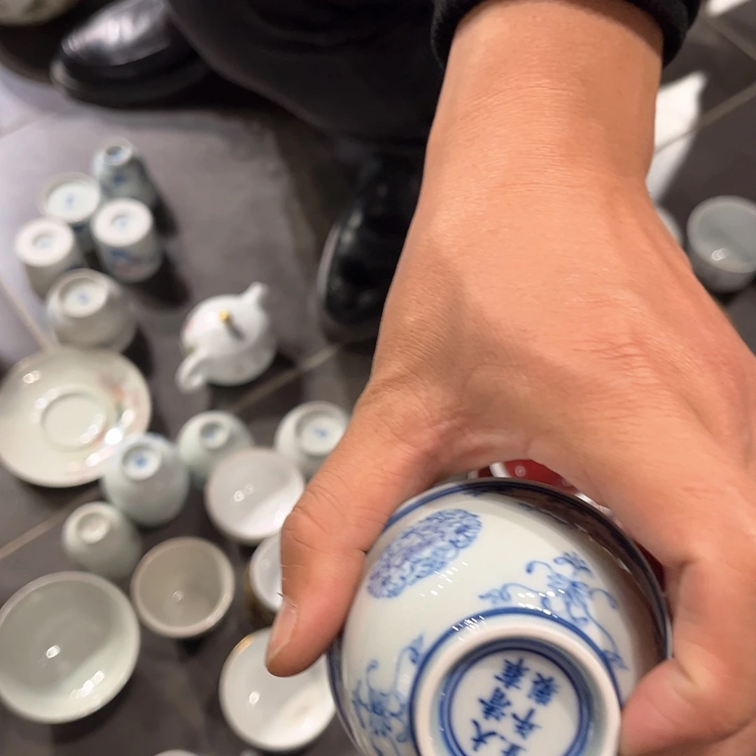 杯青花瓷器青花瓷器
