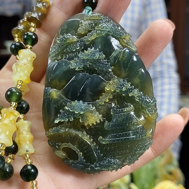 蛇纹石玉未镶嵌颈饰