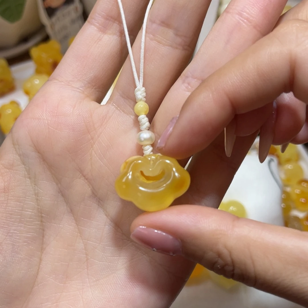 琥珀未镶嵌裸石如意锁