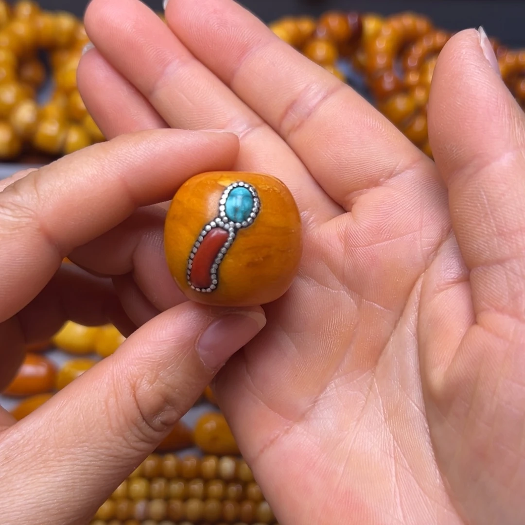 琥珀未镶嵌吊坠(不含链)