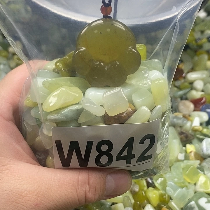未镶嵌蛇纹石玉鱼缸石
