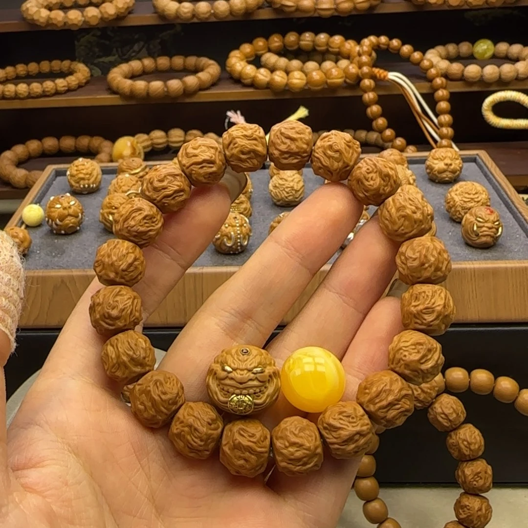 愿***12.6龙蛇➕金币恶僧蜜蜡