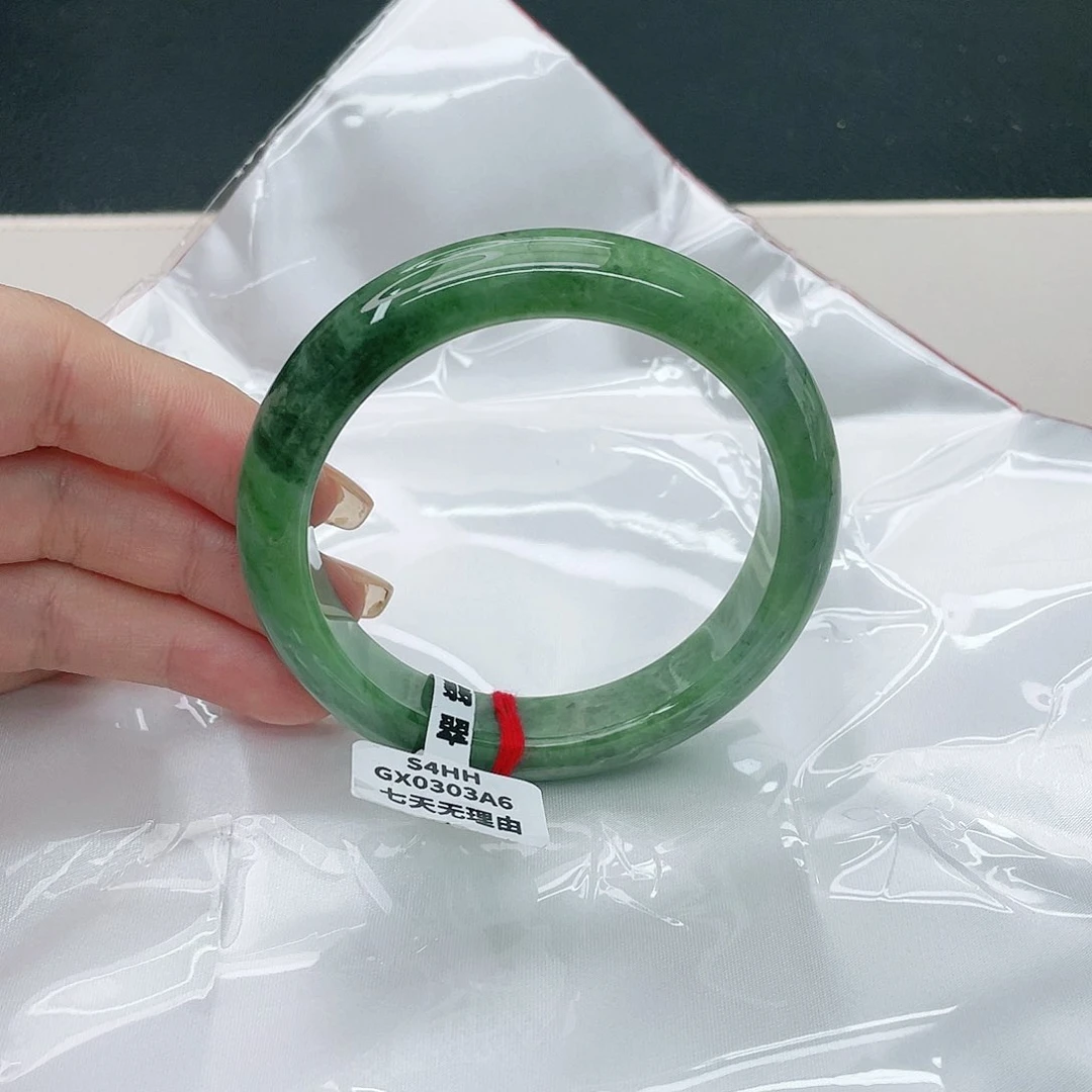 翡翠手镯未镶嵌正59.3
