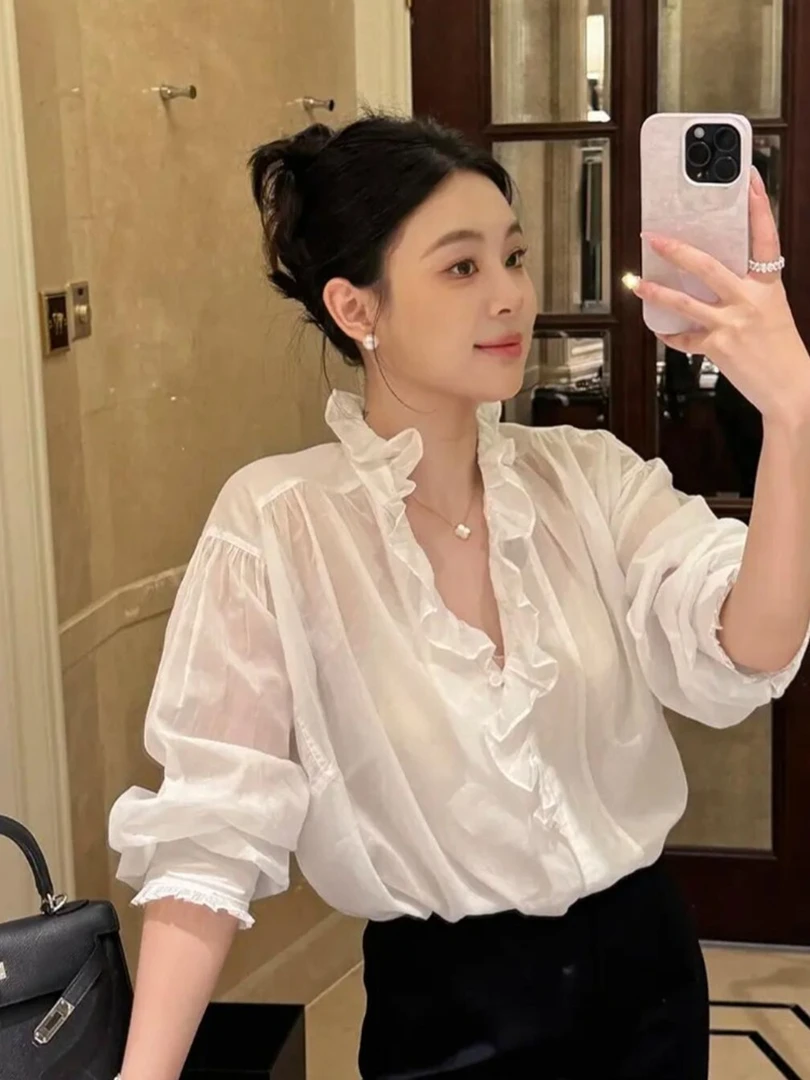2025年早秋新款法式优雅木耳边设计感气质简约白色长袖衬衫上衣女