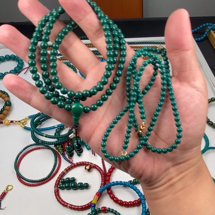 石***中玻璃毛衣链各一条