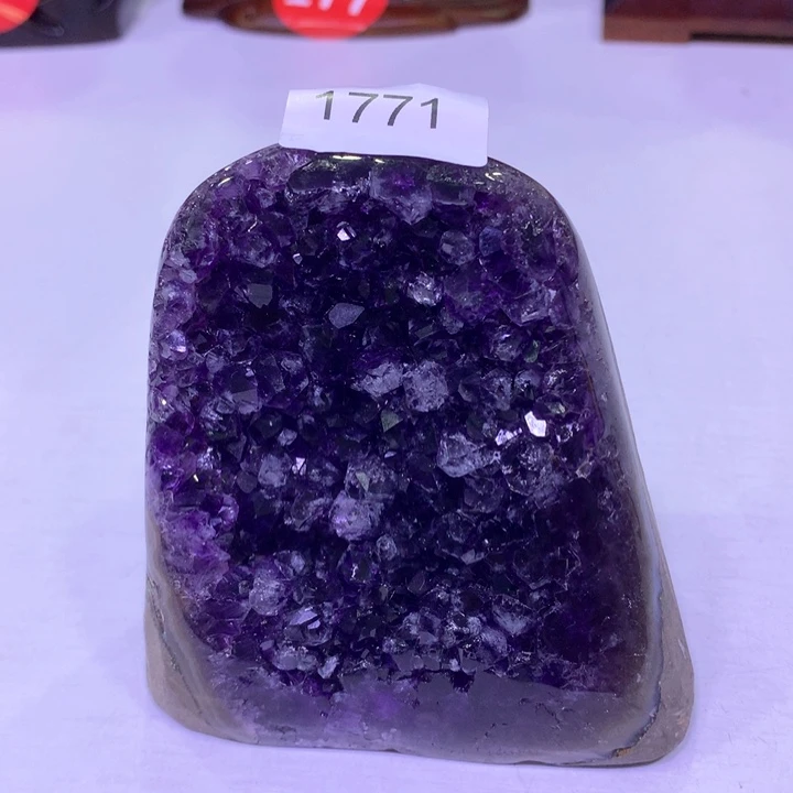 紫晶大型摆件（非配饰）未镶嵌