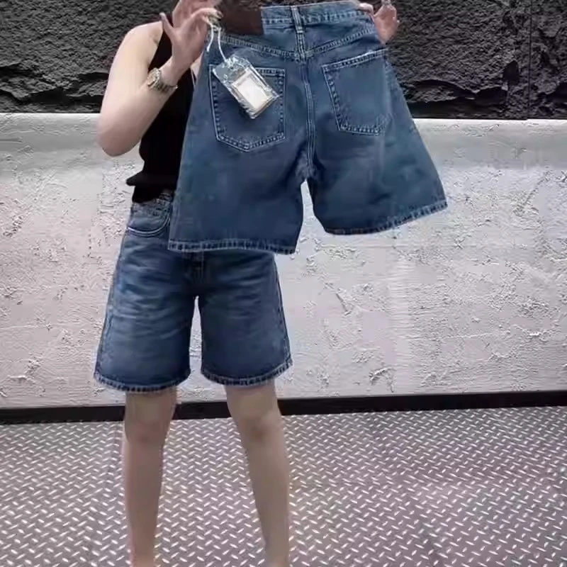 2025时尚显瘦遮胯潮流百搭A字牛仔裤女2025夏季新款四分阔腿短裤