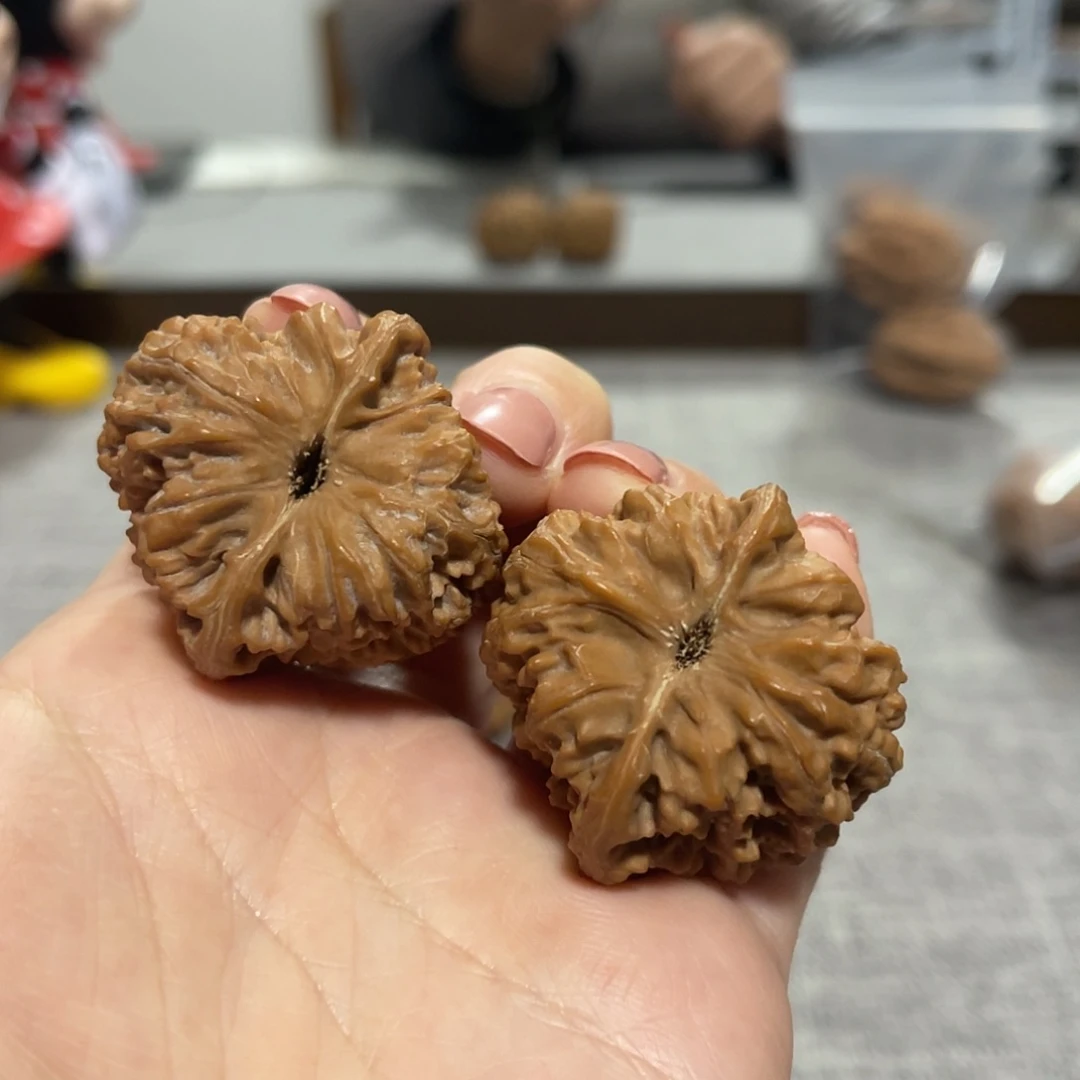 吊坠文玩核桃37石墩全品