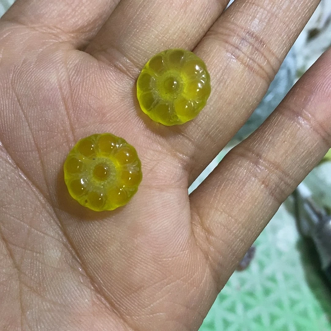 岫玉未镶嵌颈饰耳环