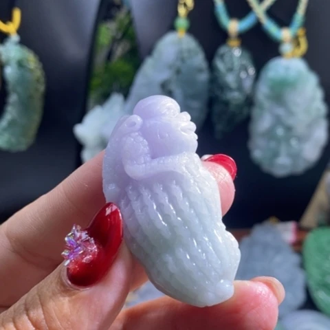 【闪购商品】颈饰未镶嵌翡翠花生