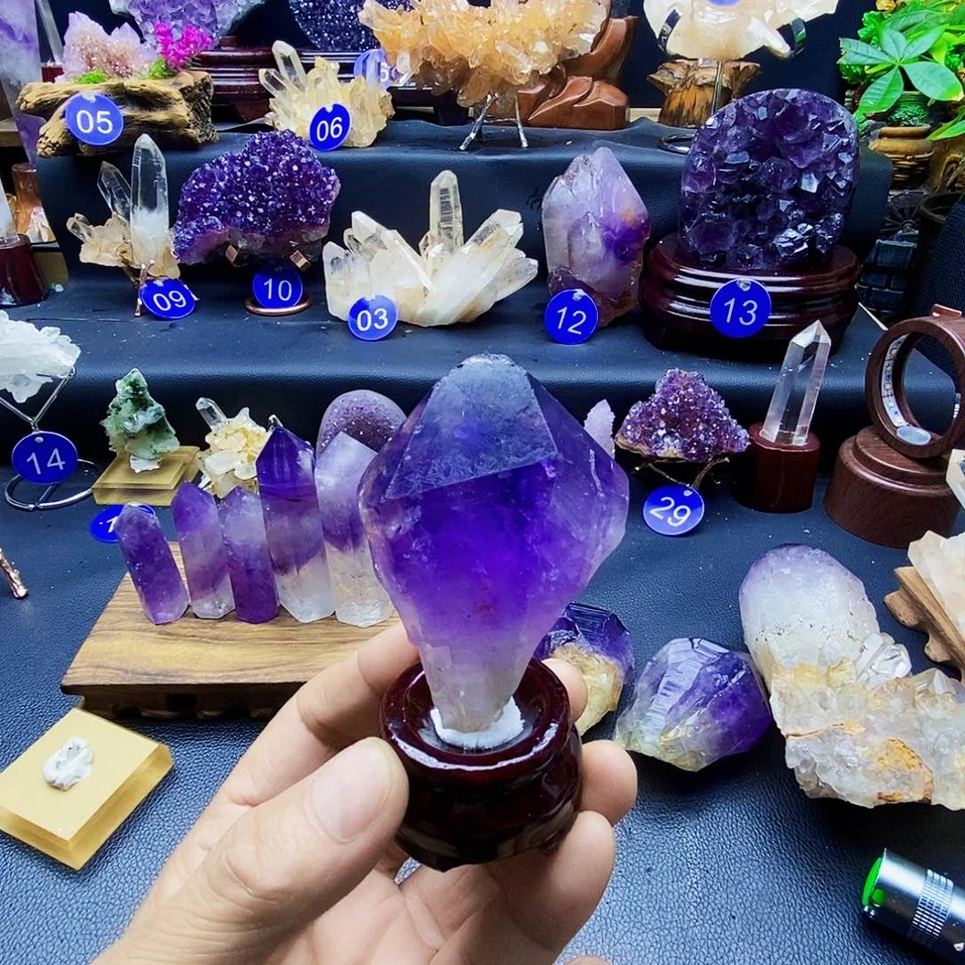 石材紫水晶摆件，