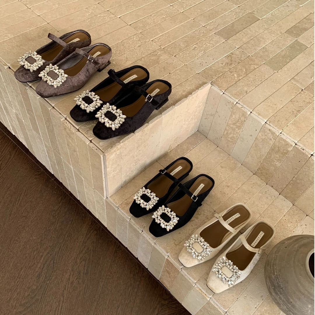 2025春夏新款粗跟方头平底单鞋水钻气质百搭后空女鞋