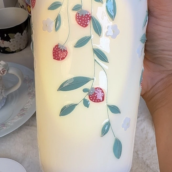 杯子陶瓷材料及工艺美术