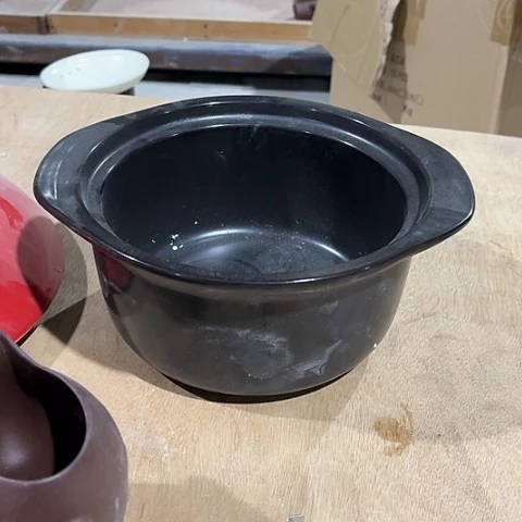 微瑕，明火，口径19，高9无盖，元宝，1.5L