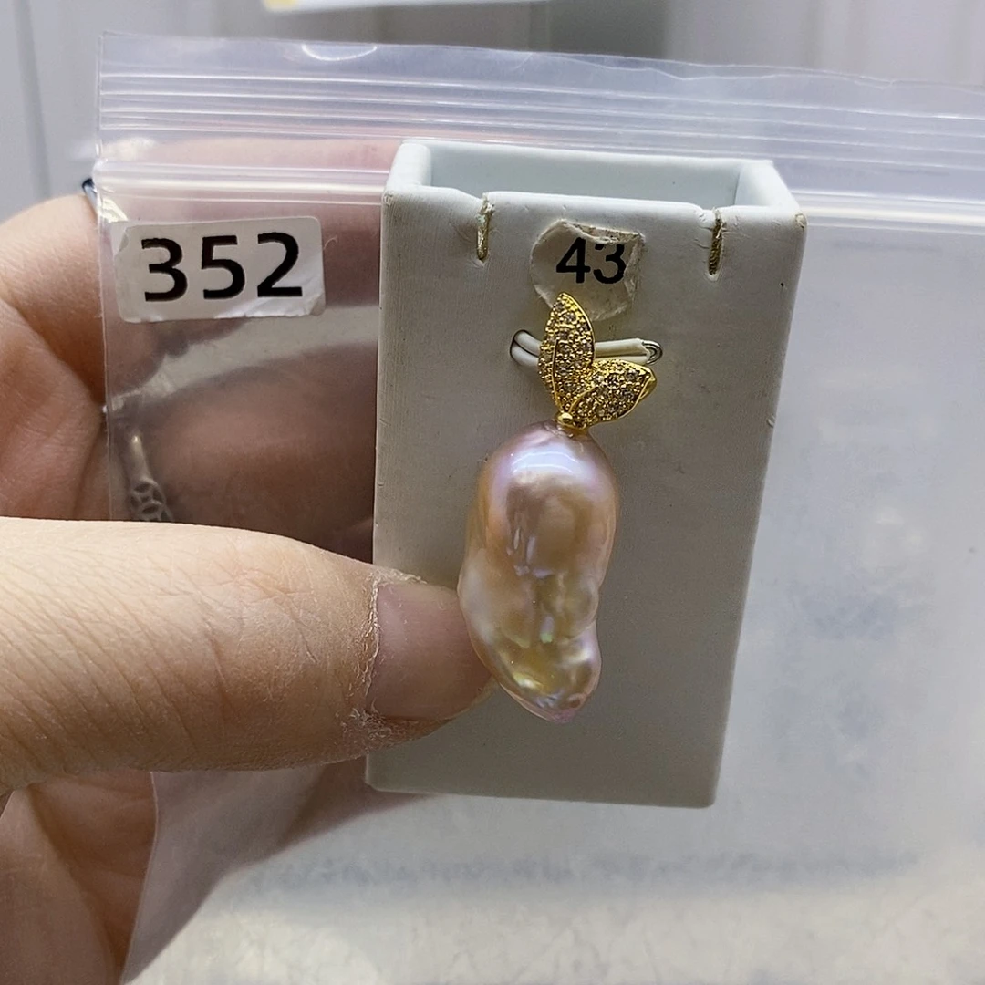 颈饰合金淡水珍珠