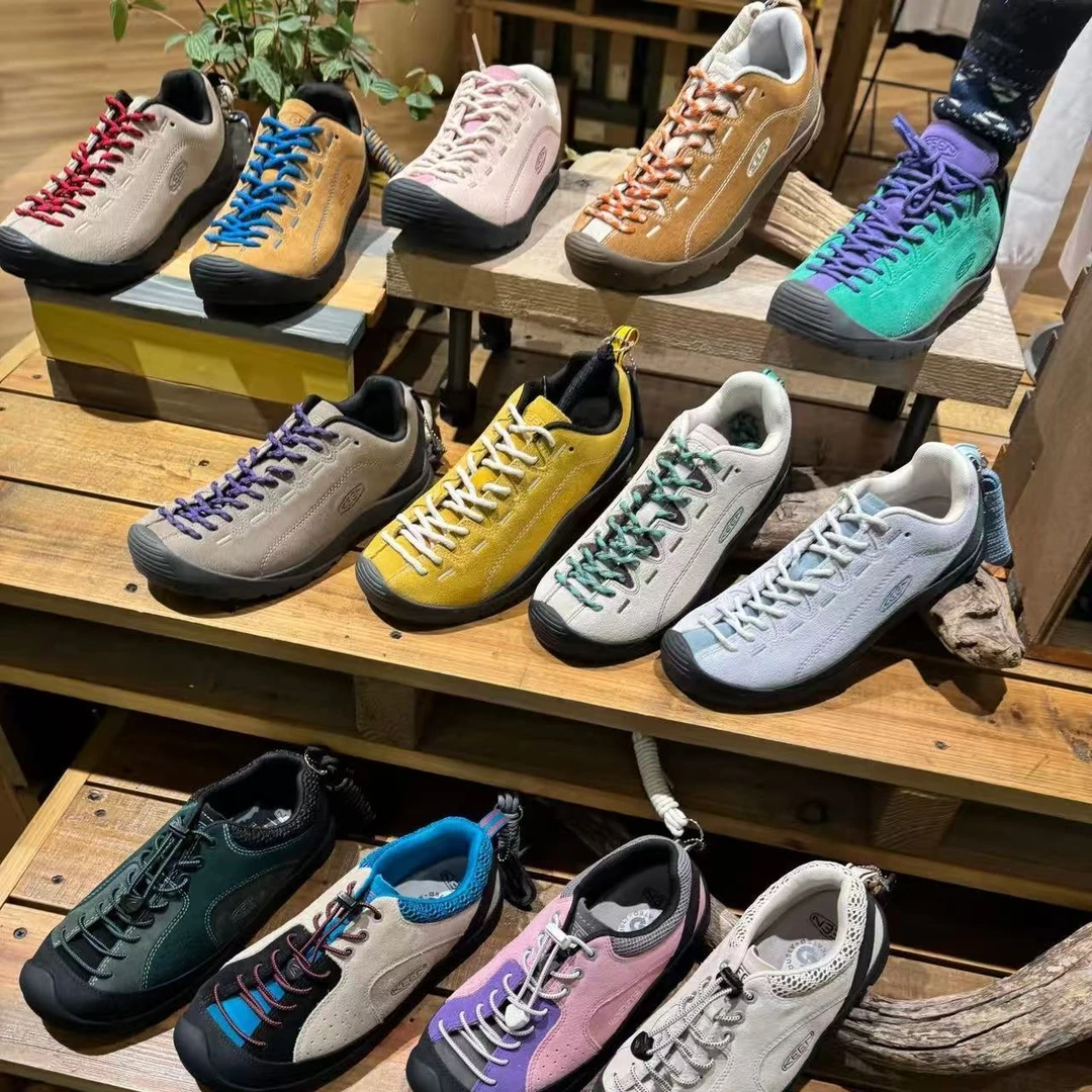 户外登山鞋徒步情侣款露营透气防滑耐磨低帮系带运动休闲男女鞋