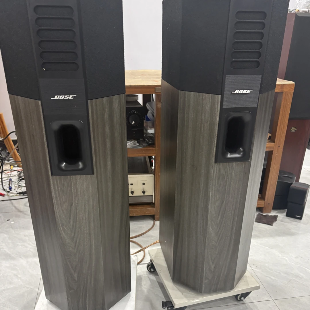 8新 BOSE 二手博世701落地音响，运费自理，不支持无理由退换货