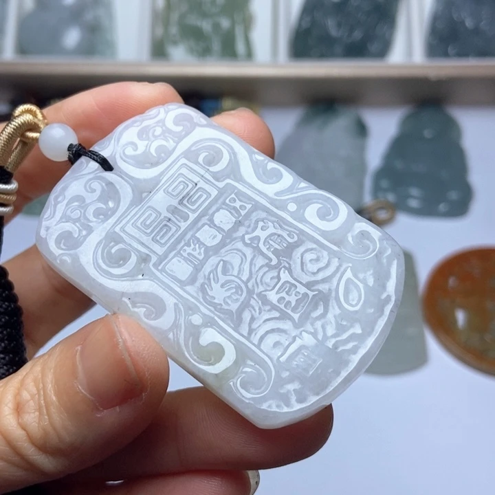 翡翠未镶嵌挂件翡翠