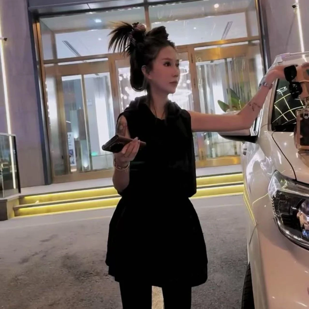 631【首单直降】2025夏季新款韩版辣妹连帽砍袖设计感无袖娃娃裙